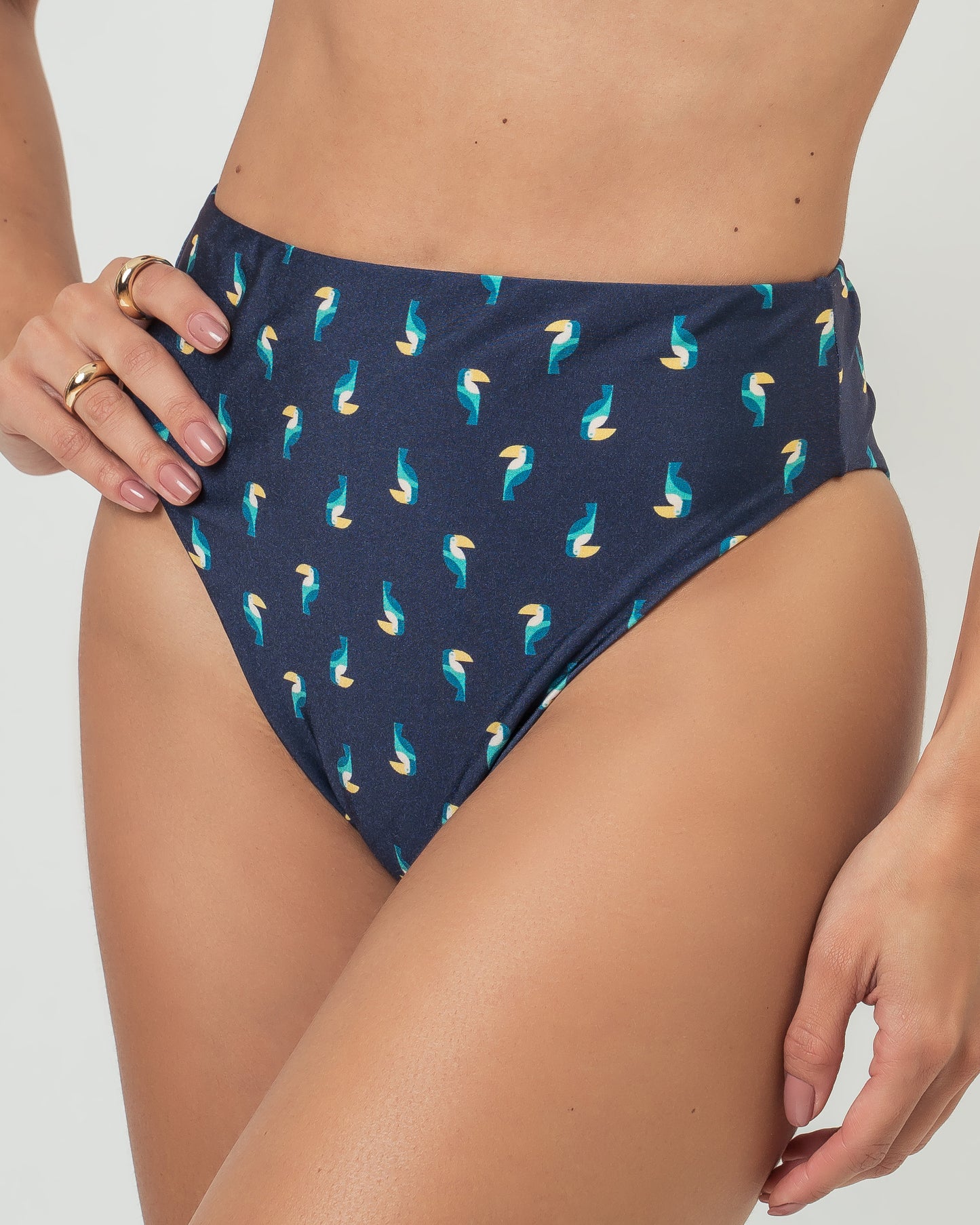 CALÇA HOTPANT SANCHO TUCANINHO MARINHO