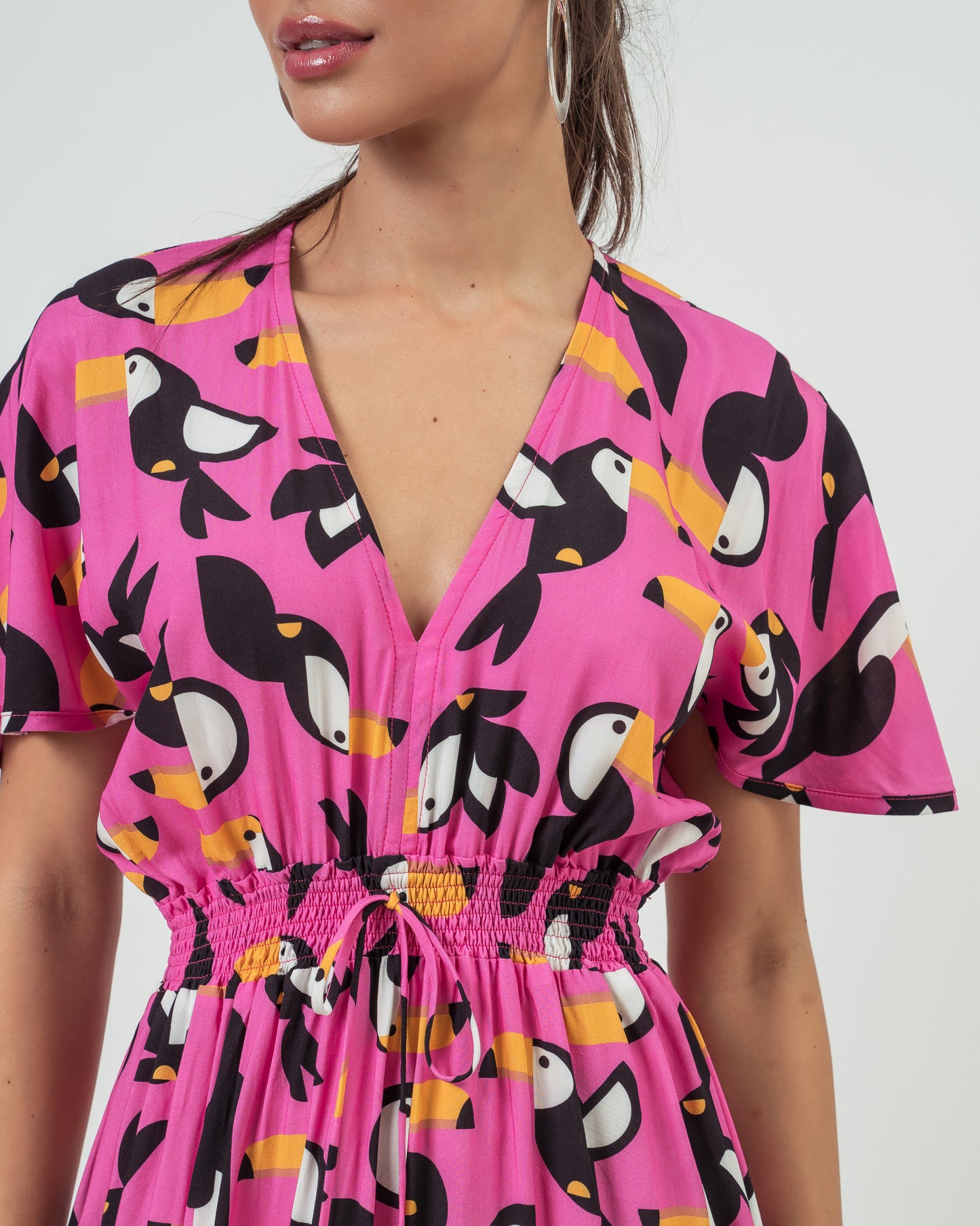 VESTIDO LASTEX NAZARÉ TUCANO ROSA CHOQUE